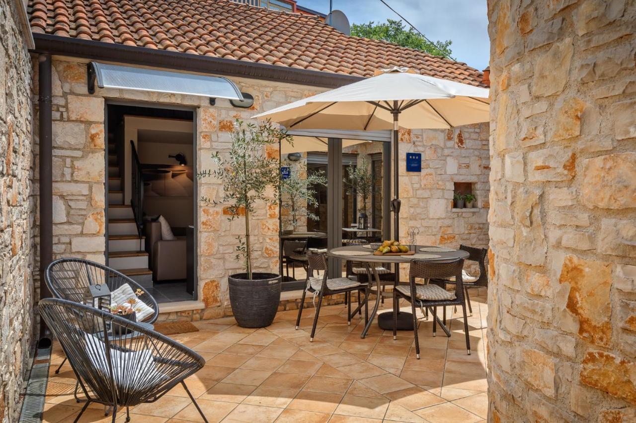 Grota Premium Apartment & Room Porec Exterior photo