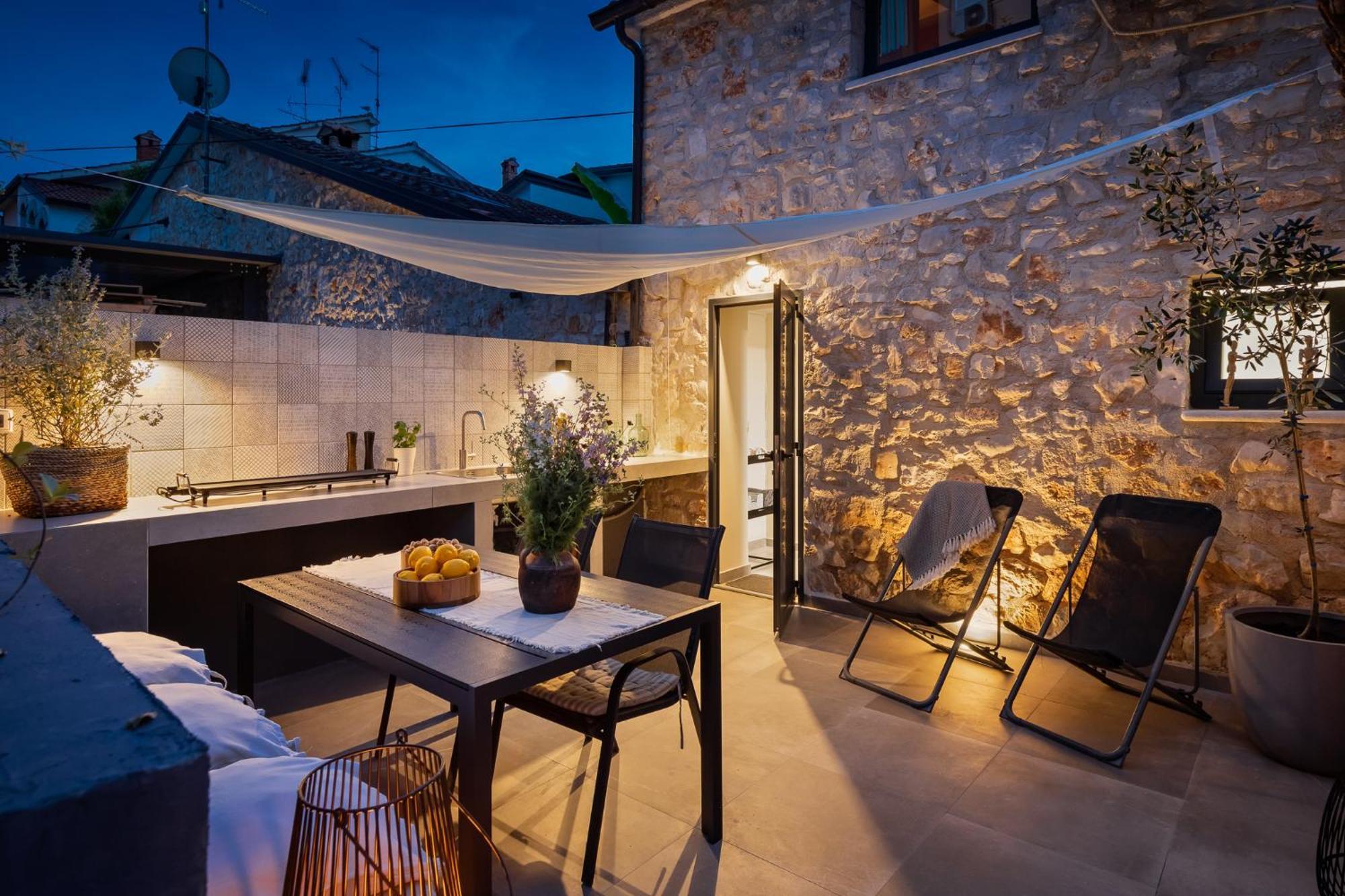 Grota Premium Apartment & Room Porec Exterior photo
