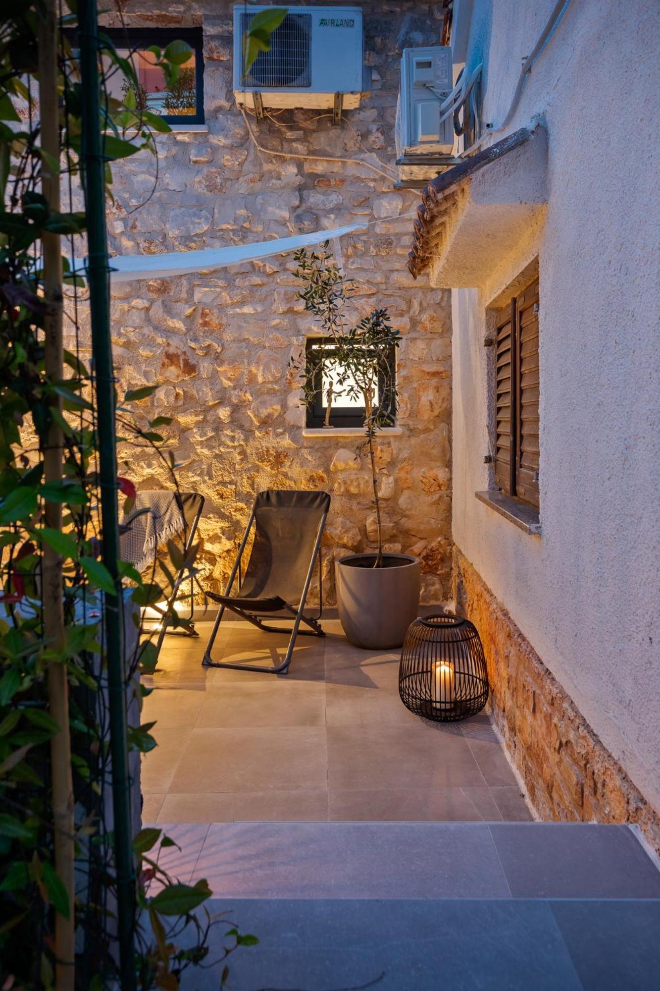 Grota Premium Apartment & Room Porec Exterior photo