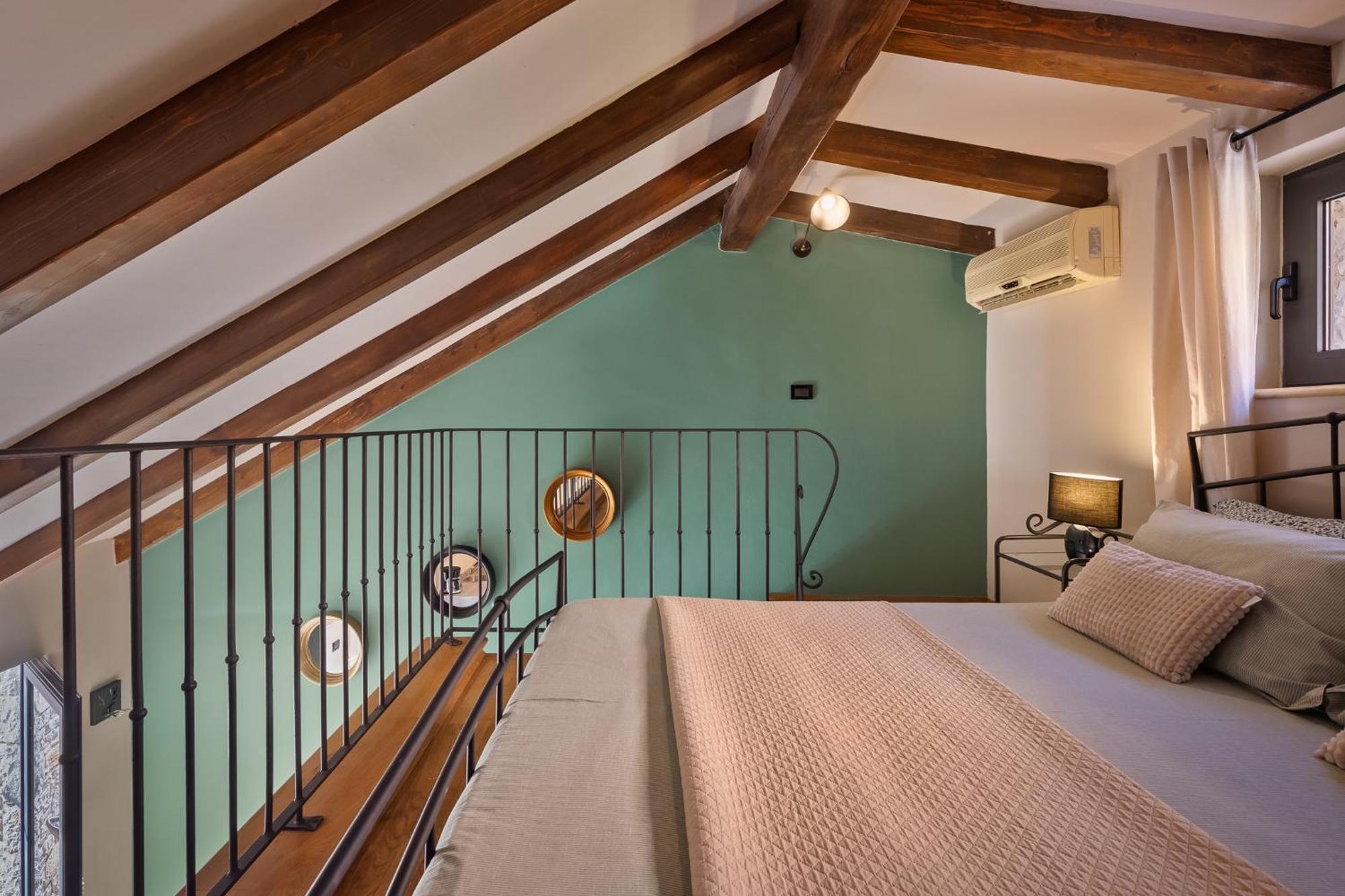 Grota Premium Apartment & Room Porec Exterior photo