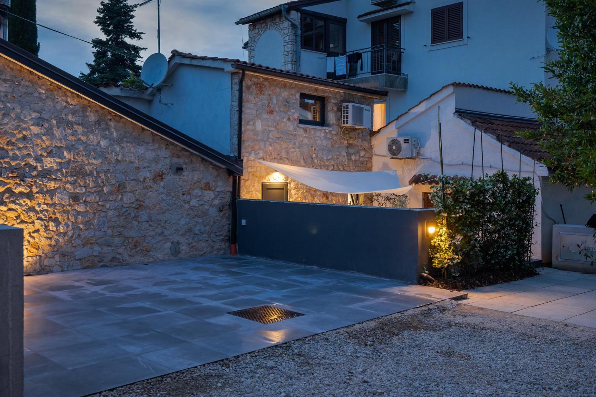 Grota Premium Apartment & Room Porec Exterior photo