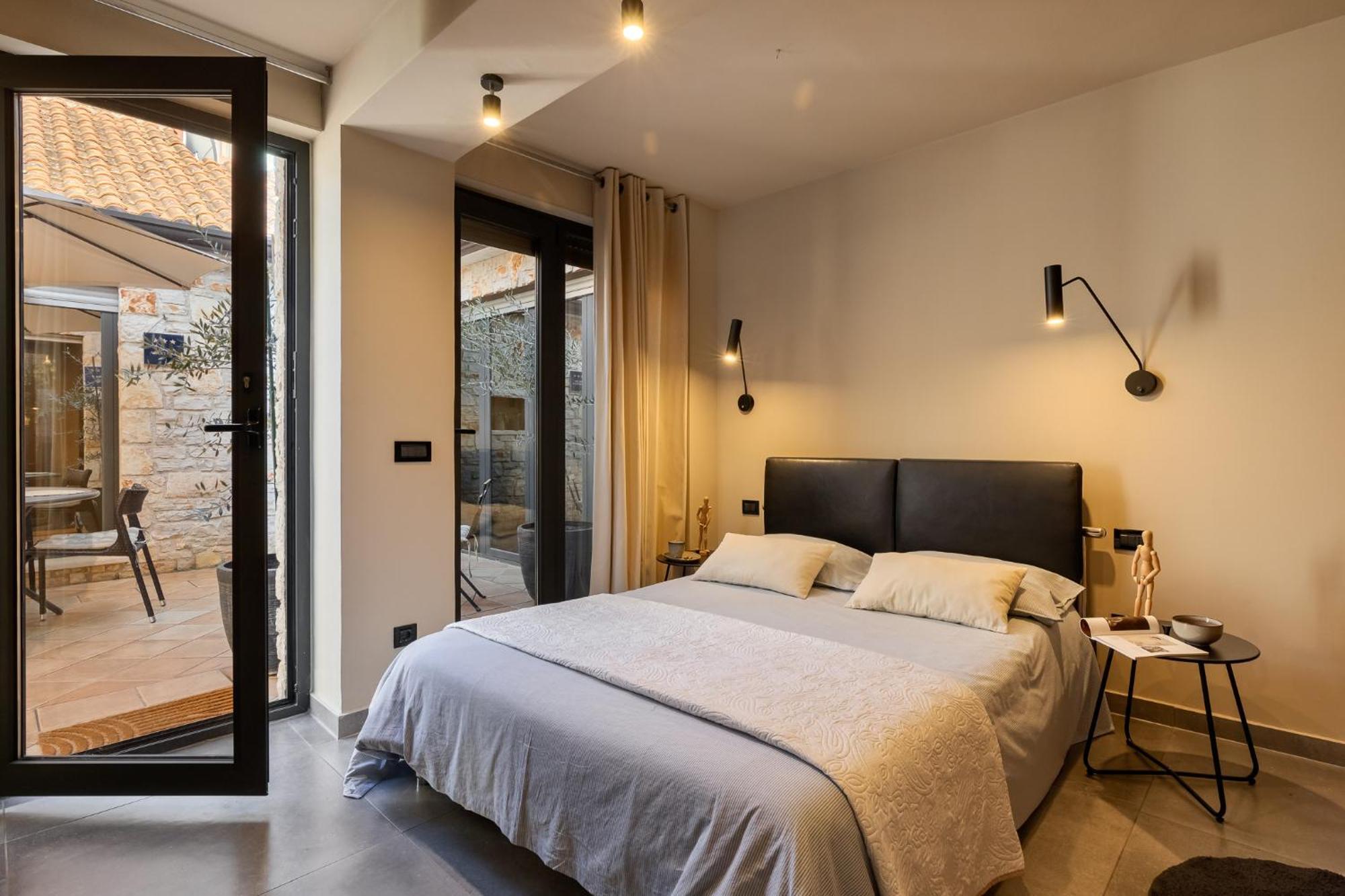 Grota Premium Apartment & Room Porec Exterior photo